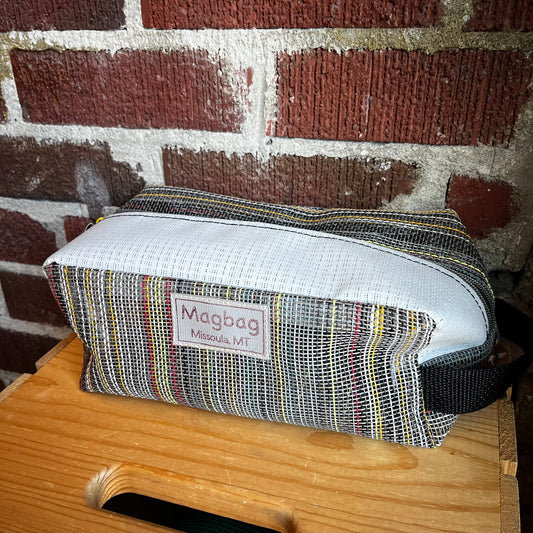 Awning Ditty by Mag Bags