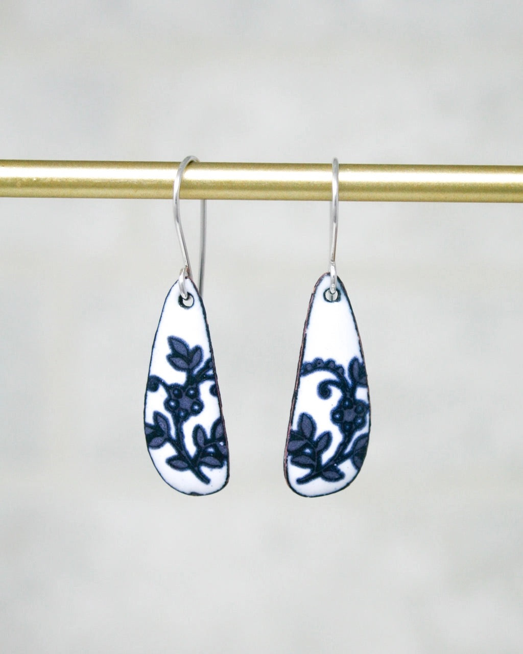 Silhouette Small Drop Earrings