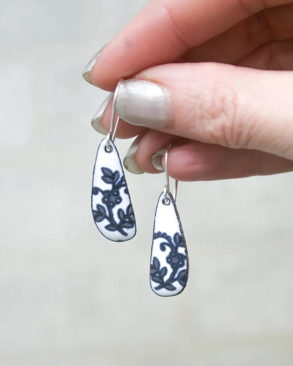 Silhouette Small Drop Earrings